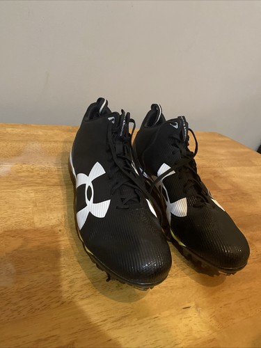 Under Armour Mens Football Cleats Size 17 Black Shoe Spine New