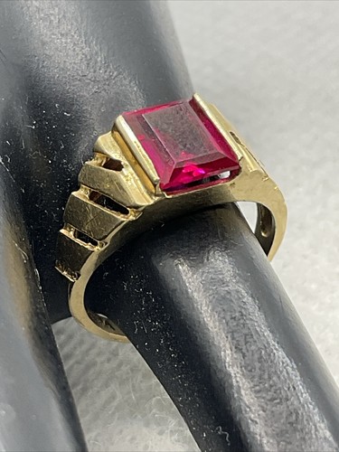 CUTE Solid 14K Yellow Gold 0.97CTW Emerald Cut Created Ruby Babies Ring 1.8gr. - Picture 11 of 19