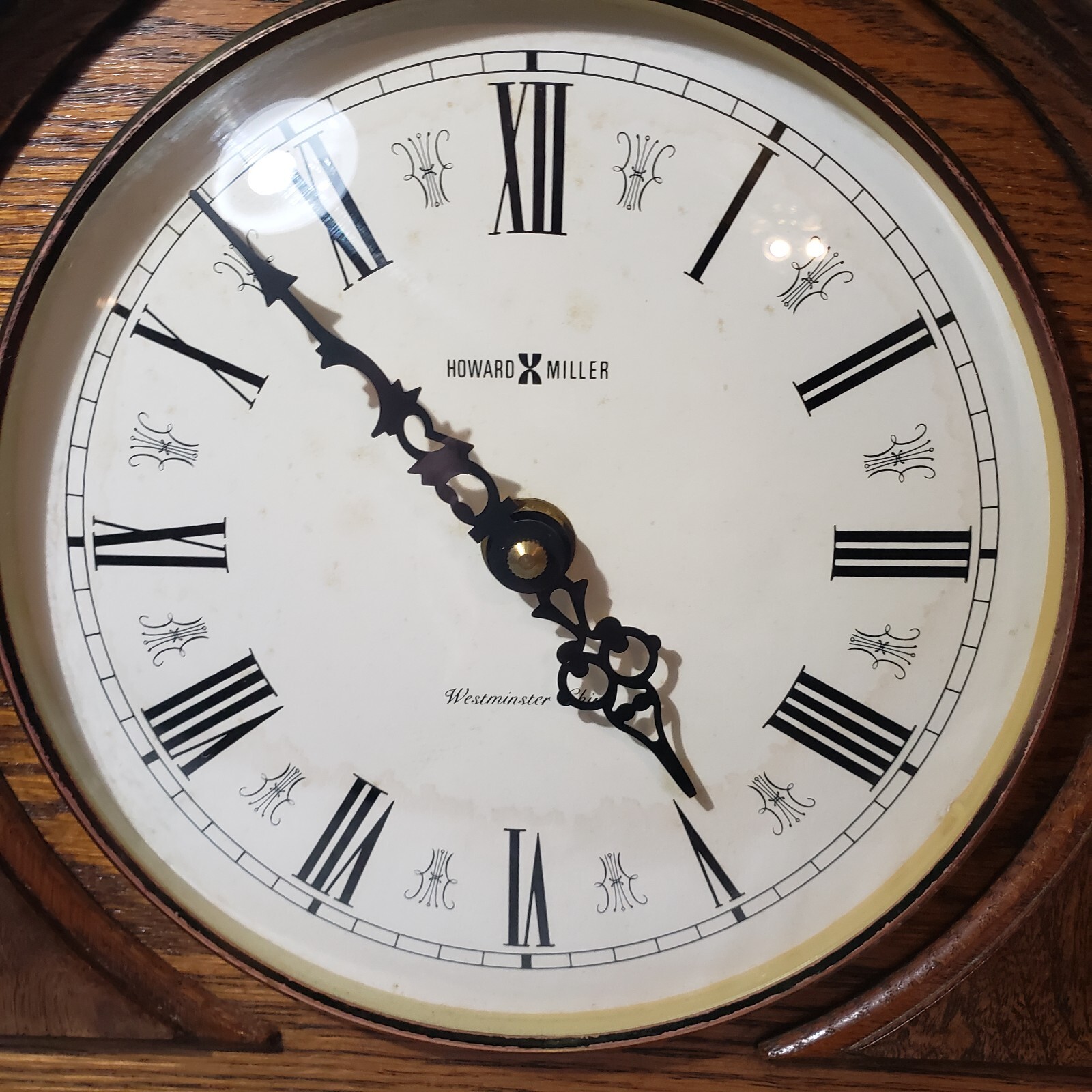 Vintage Howard Miller Model #613-103 Westminster Chime Oak Mantle Clock  Quartz