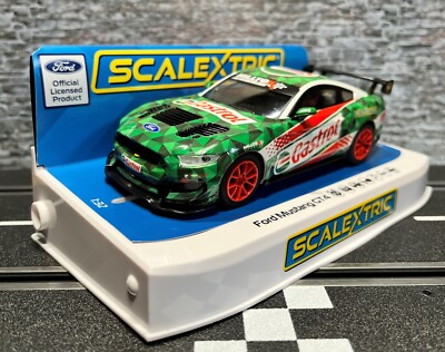 1/32 Slotcar Scalextric Ford Mustang GT4 - Castrol Drift Car C4327