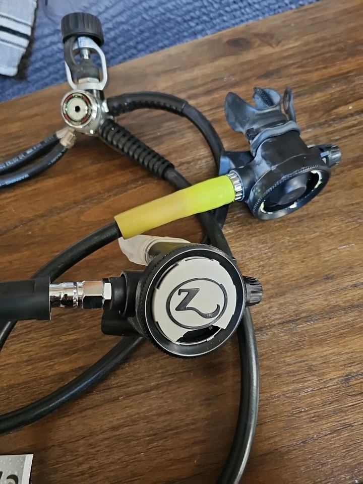 Regulador Zeagle Envoy and Envoy Deluxe Foto 2 de 4