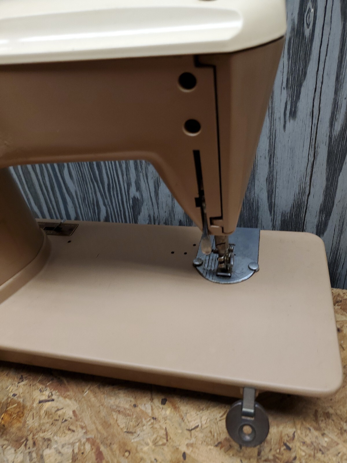 Vintage Singer 403A SlantOMatic Sewing Machine W/ Foot Pedal MCM