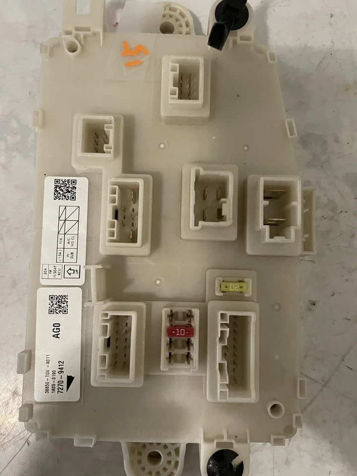 Caja de fusibles de cabina ACURA TLX 2021-2023 38850-TGV-A011 OEM Foto 2 de 4