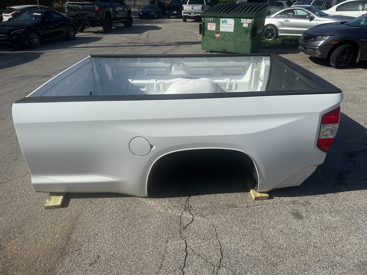 Toyota Tundra Pickup Bed Box 8 Foot w/Lamps, Gate, Liner White:040