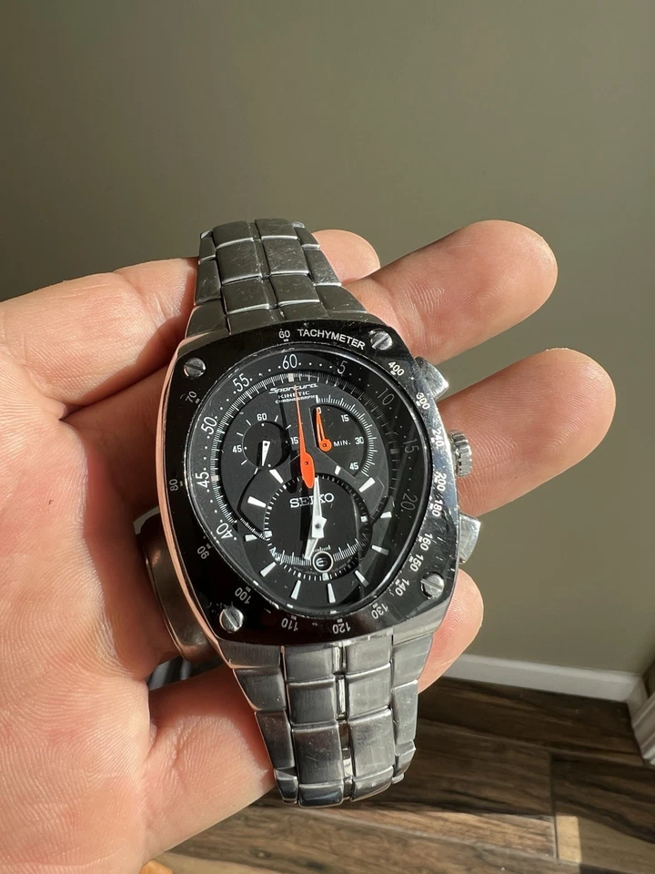CRONÓGRAFO CINÉTICO SEIKO SPORTURA 7L22-0AD0 TAQUÍMETRO NEGRO HOMBRE Foto 2 de 4