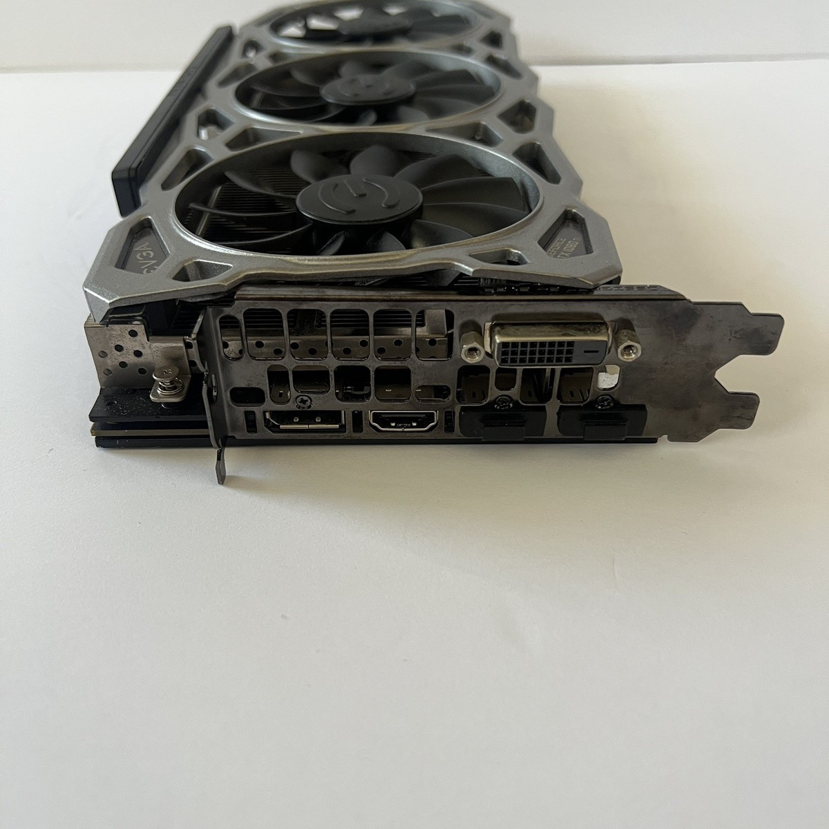 EVGA GeForce GTX 1080 Ti FTW3 Gaming 11GB GDDR5X Graphics Card