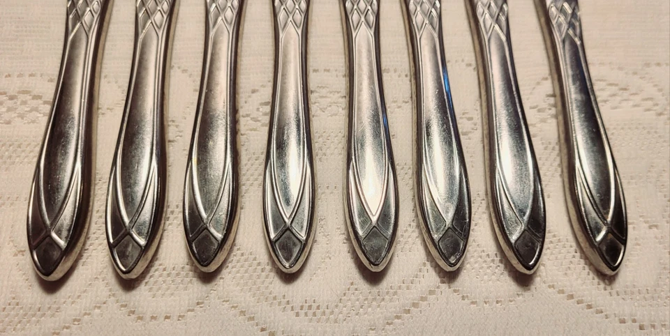 Yamazaki Alexandra Ice Dinner Knives Set Of 8 Replacement Flatware Butter Knives - Image 2 of 3