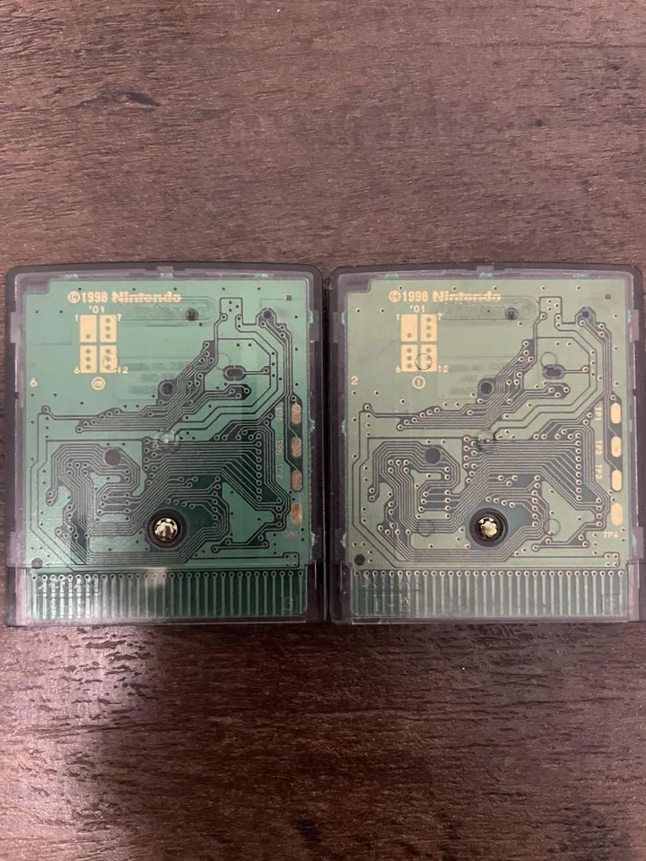 Nintendo Game Boy Color Zelda Oracle of Seasons and Ages Dual Game Cartridge - Image 2 of 2