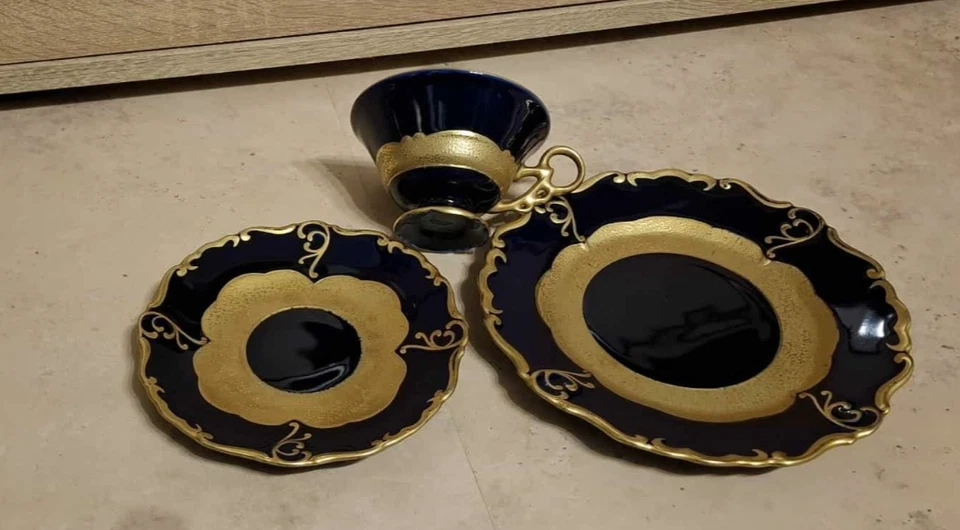 Sammeltasse Sammelgedeck Echt Kobalt Blau 24K Gold Graf Henneberg Ilmenau  - Bild 2 von 3