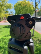 Manfrotto 501HDV Fluid Head 525MVB Pro Video Tripod and MBAG90P Carry Bag