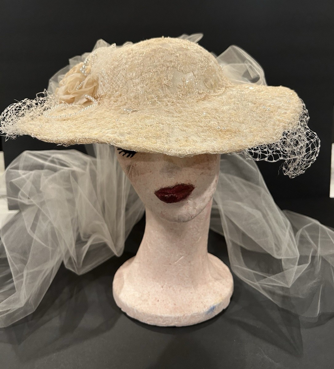 Vintage Bridal Lace & pearl hat/veil Soft Lace Tulle Juliet Veil,ivory Juliet Cap Veil,wedding  main image 4