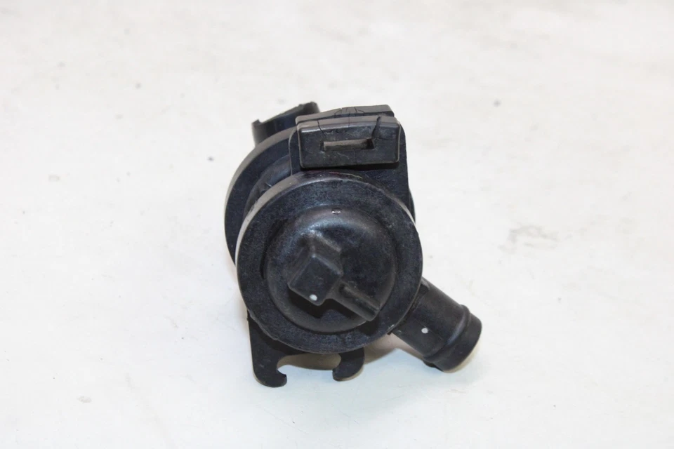 Honda Metropolitan 50 CHF50 2003 OEM válvula solenoide Foto 2 de 4