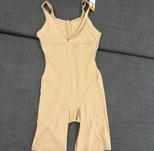 Maidenform Flexees Womens Wear Your Own Body Beige Shapewear Size Small