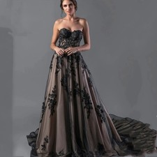 Black Luxury Wedding Dresses Lace Appliques Backless A-line Gothic Bridal Gown