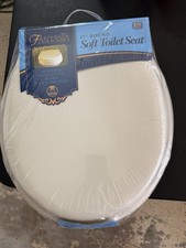17” Round, Soft Standard Vinyl Toilet Seat, Bone, Comfort Foam Cushioning