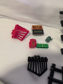 LEGO Toy Story: Western Train Chase (7597)  Parts