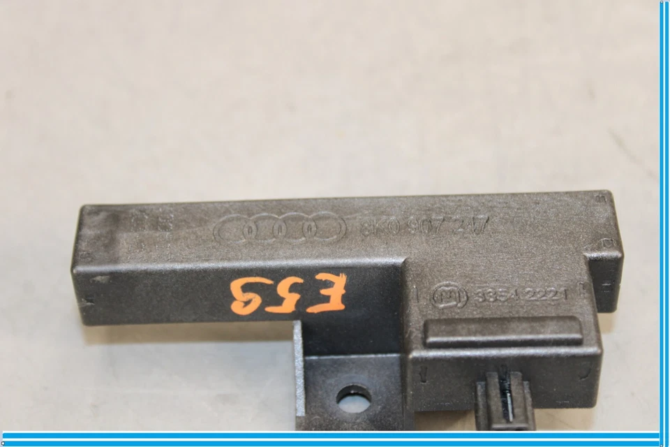 Antena de entrada de acceso sin llave trasera OEM 11-17 AUDI A8 QUATTRO Foto 4 de 4