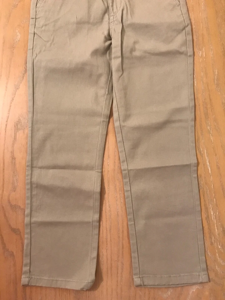 ¡Nuevo! Pantalón Izod Niñas Frente Plano Elastizado Cintura Ajustable Fácil Cuidado Caqui Talla 7 Foto 3 de 4