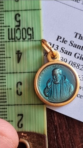 relikwia Ojca Pio,relic Padre Pio medalion medgalione ex indumentis - Zdjęcie 3 z 3