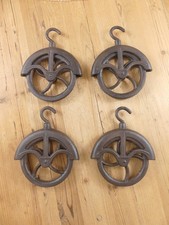 4 Decorative Pulleys Rustic Cast Iron Hanging  Wheel Hook Farmhouse Country 