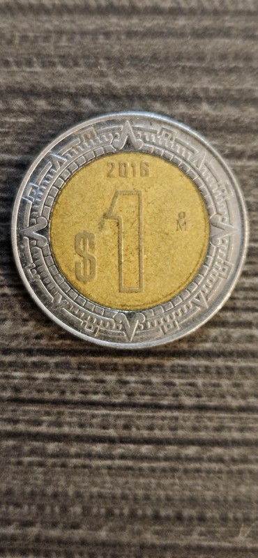 2016 Mexico 1 Peso Bi-Metallic National arms Actual Coin TK8365*