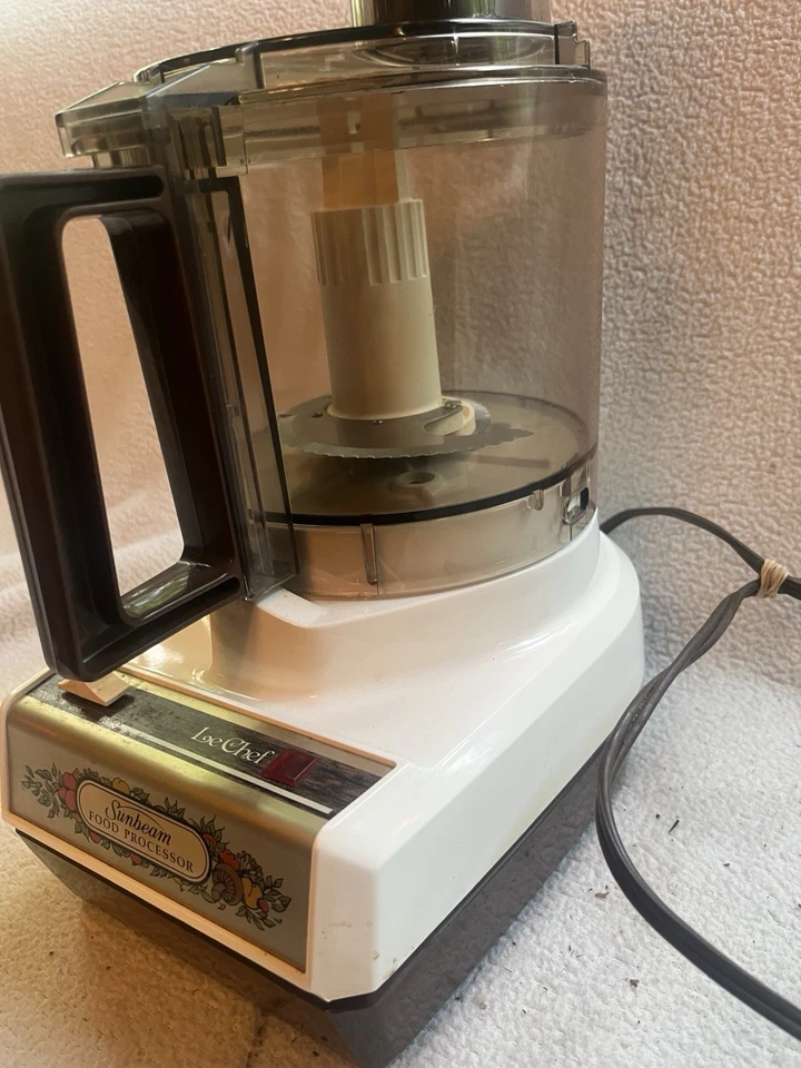 Vintage Sunbeam Le Chef Food Processor Model 14-11 TESTED WORKS - Image 2 of 4