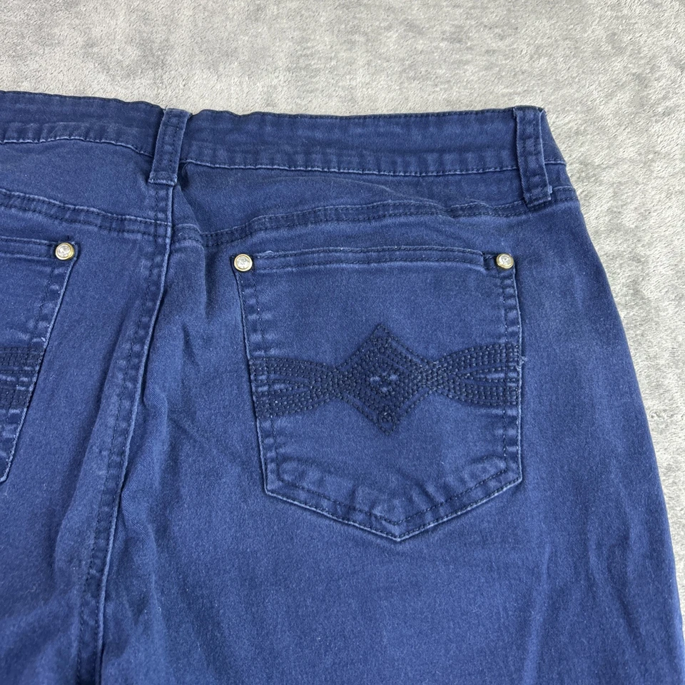 New Direction ND Weekend Women Size 16 Blue Shorts Embellished Gems Embroidered - Image 4 of 4