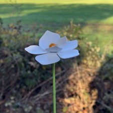 Handmade Metal Flower Mini Plant Stakes - White Flower Plant Pot Sticks. Outdoo