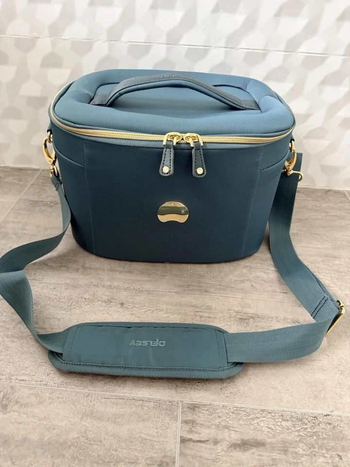 Bolso de mano Delsey Paris Montrouge y estuche de belleza Delsey Paris Montrouge Foto 3 de 4