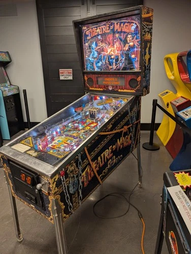 THEATRE OF MAGIC Pinball Machine - Bally 1995 