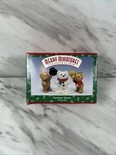 Hallmark Merry Miniatures SNOWBEAR SEASON TEDDY BEARS Christmas 1997 figurines