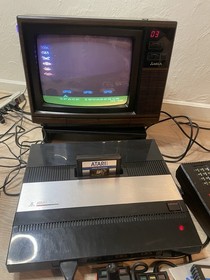 Atari 5200 4 Port Console, Rebuilt Controllers, Power Mod, 9 Games. Fully Tested