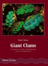 Giant Clams: A Comprehensive Guide to the Identification and Care of - VERY GOOD