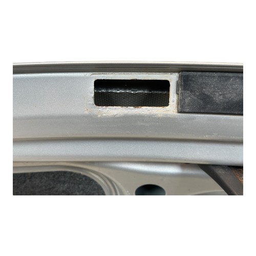 Spoiler coperchio portellone Audi TT Roadster 8N argento LY7W 8N7827023D - Foto 8 di 12