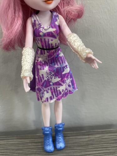 Ever After High Epic Winter Pixie Bear Doll 8” Tall- VHTF - Read Description - Picture 3 of 8