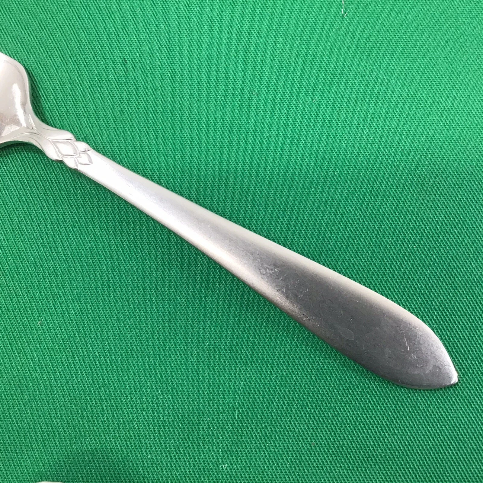 Oneida JACQUELINE / SIMBA Frosted- CHOOSE YOUR PIECES OR SET Teaspoons Forks