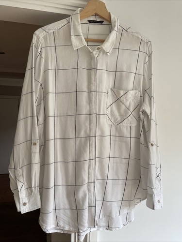 M&S COLLECTION BLACK AND WHITE CHECK LONG SLEEVED OVER SHIRT BLOUSE SIZE 18