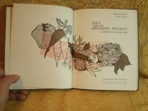 Vintage Children's Weekly Reader Book Joey and the Birthday Present 1971 - Imagen 2 de 6