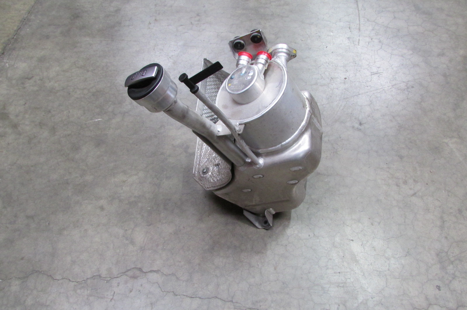 Lamborghini Gallardo LP550,560,570, Engine Oil Tank w/ Cap, Used, P/N 408115373