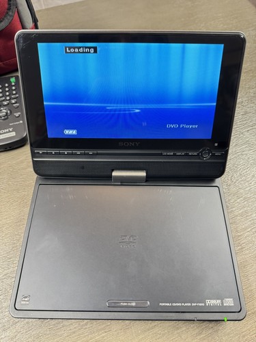 Sony DVP-FX810 Portable 8" LCD DVD/CD Player Remote, AC, Battery & Case TESTED - Picture 14 of 17
