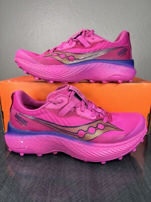 SAUCONY Endorphin Edge Women&rsquo;s SAMPLE Hiking Trail 