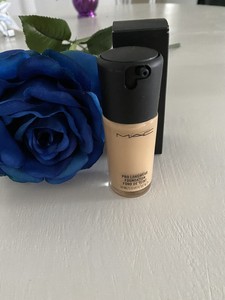 Mac Pro Longwear Foundation Nc20 Discontinued Rare 773602275939 Ebay