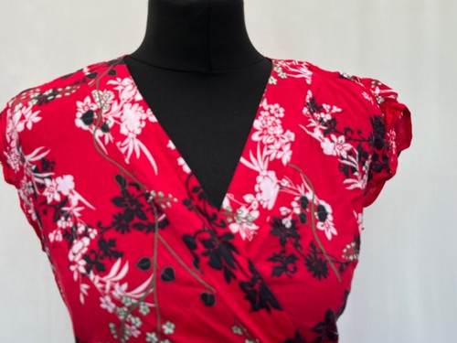 Wrap Blouse e-vie size 14 red floral cap sleeve cotton womens - Picture 2 of 9