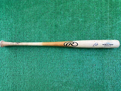 MINNESOTA TWINS CHRIS PADDACK AUTOGRAPHED GAME USED BASEBALL BAT - Image 1 of 2