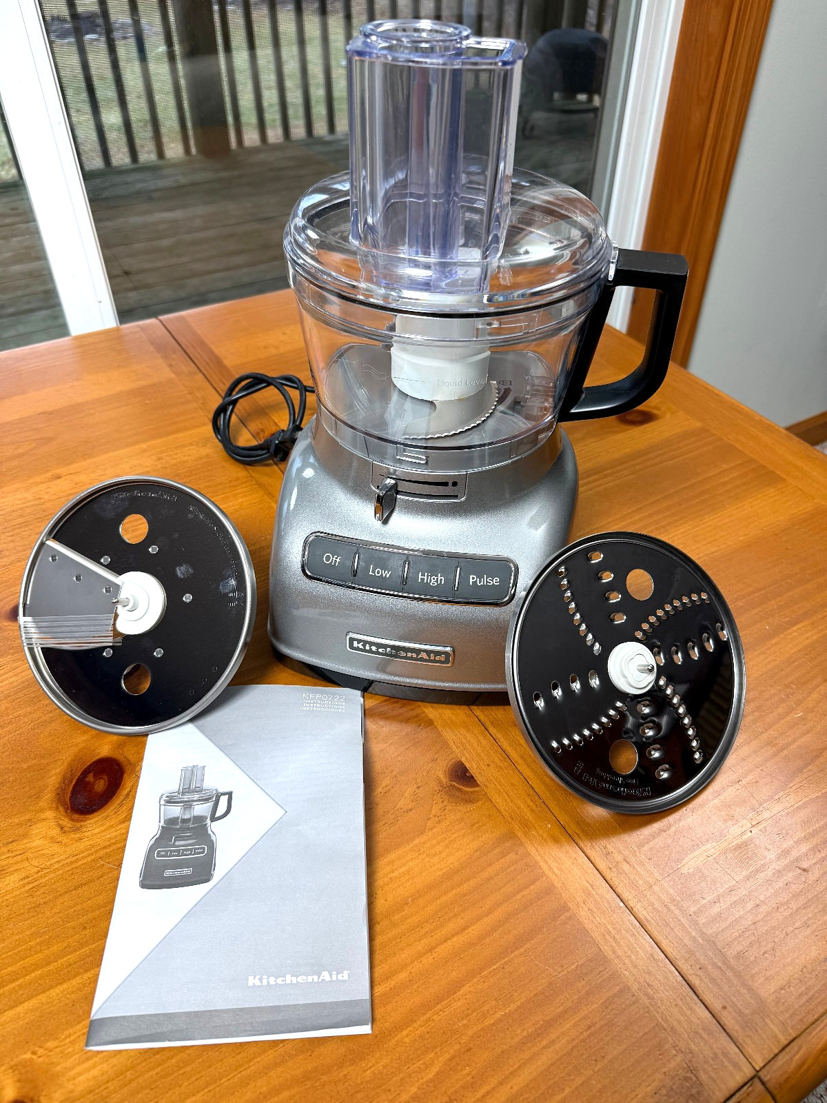 KitchenAid KFP0922CU Silver 9-cup Food Processor Exactslice System - Used Once