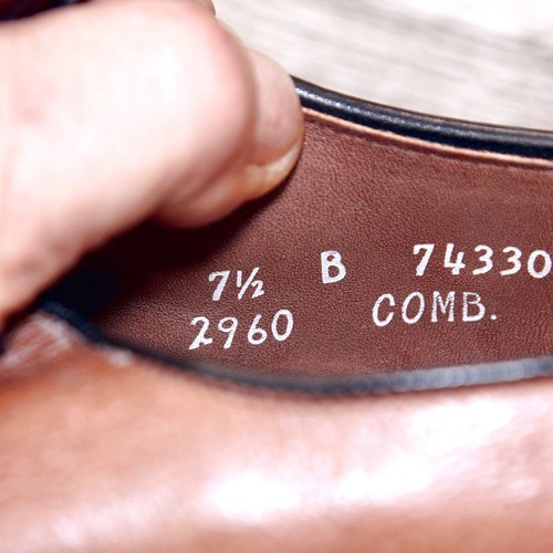 * NIB * $325 Allen Edmonds JARON 7.5 B Narrow Tan * new Cedar Trees - Picture 6 of 13