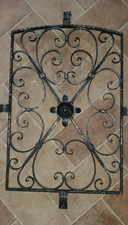 Grata inferriata per finestre in ferro battuto