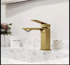 VIGO Dunn Single Handle Single-Hole Bathroom Faucet in Matte Brushed Gold