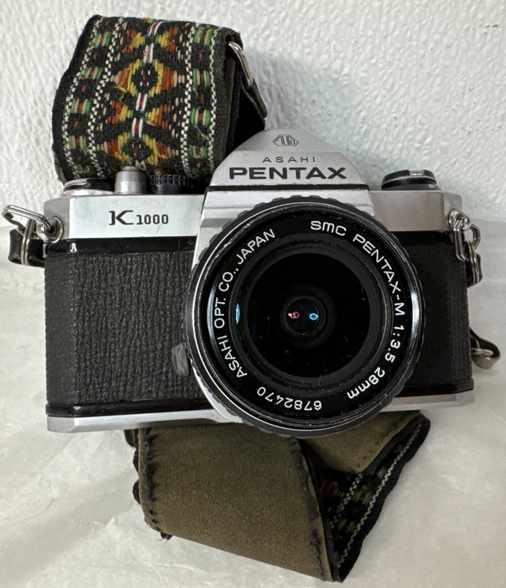 Pentax K1000 35mm SLR Film Camera 28mm Lense Kit Tested
