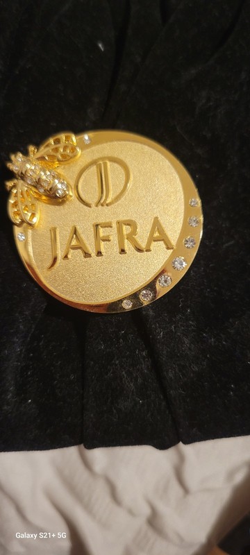 JAFRA Beauty Brooch Award  Bumble Bee National Vintage Gold Tone Rhinestones